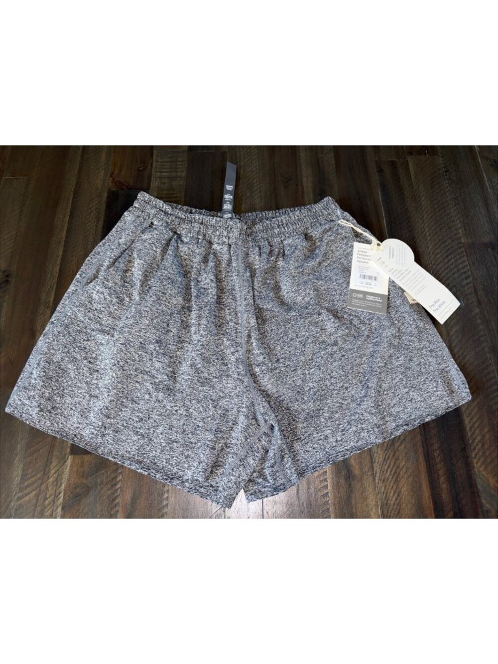 Vuori Boyfriend Short Heather Grey  Size XS NWT New